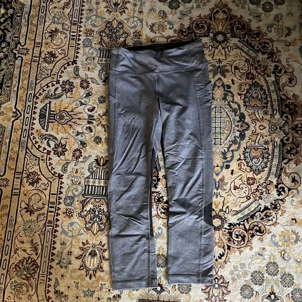 Grey leggings